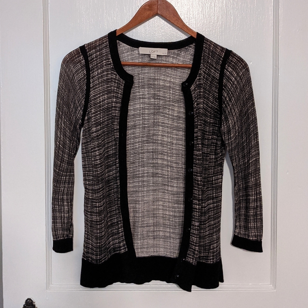 LOFT delicate 3/4 sleeve cardigan color blocked
